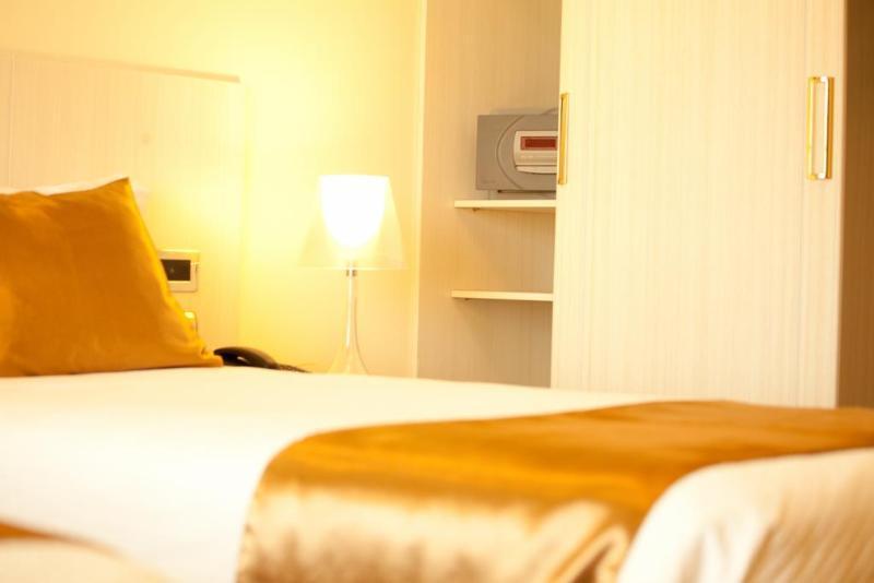 Hotel Florenca Luanda Eksteriør billede