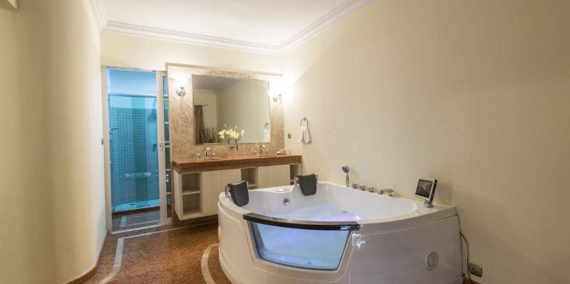Hotel Florenca Luanda Eksteriør billede