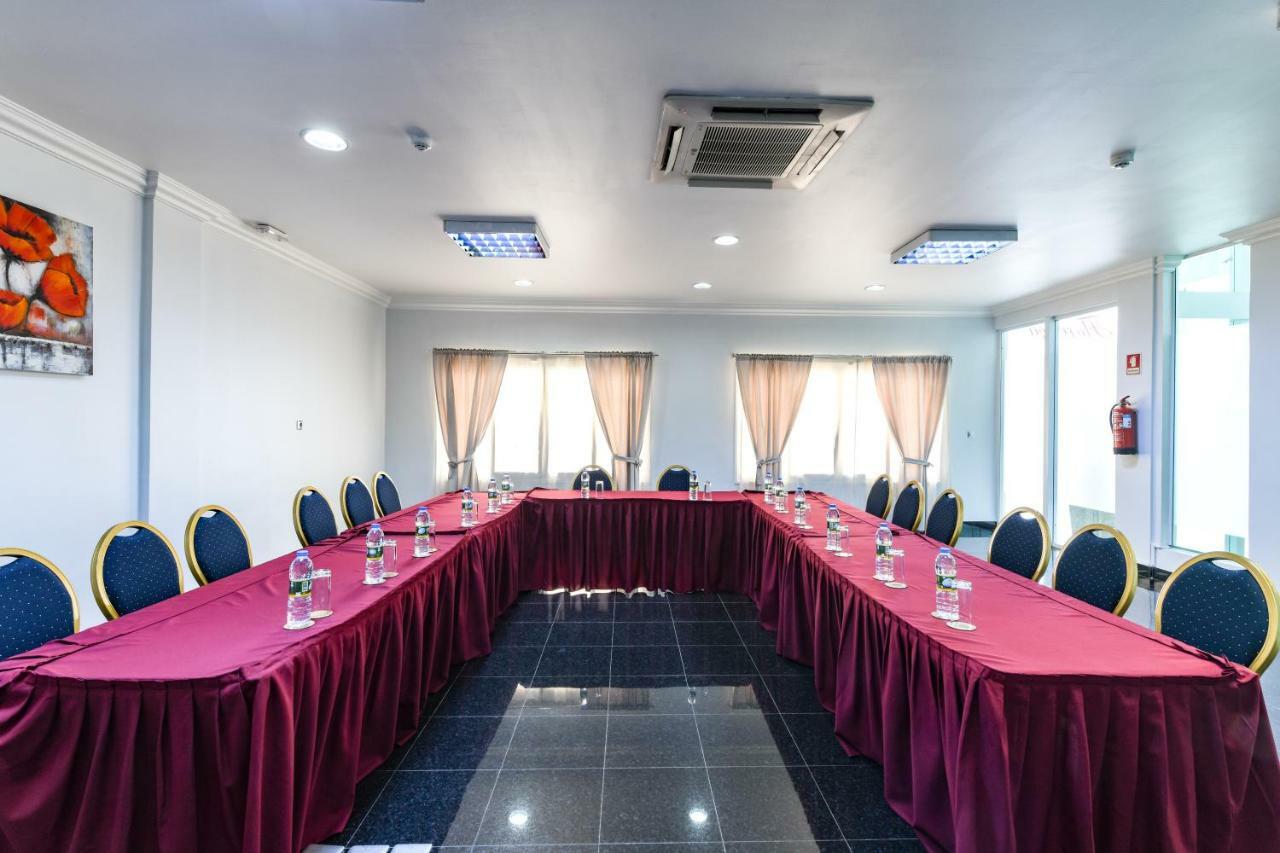 Hotel Florenca Luanda Eksteriør billede